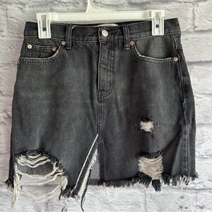 PREOWNED WE THE FREE FREE PEOPLE BLACK DENIM MINI SKIRT SIZE 26 WOMENS 2